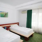 Hotel Pami 3*