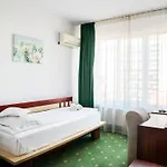 Hotel Pami 3*